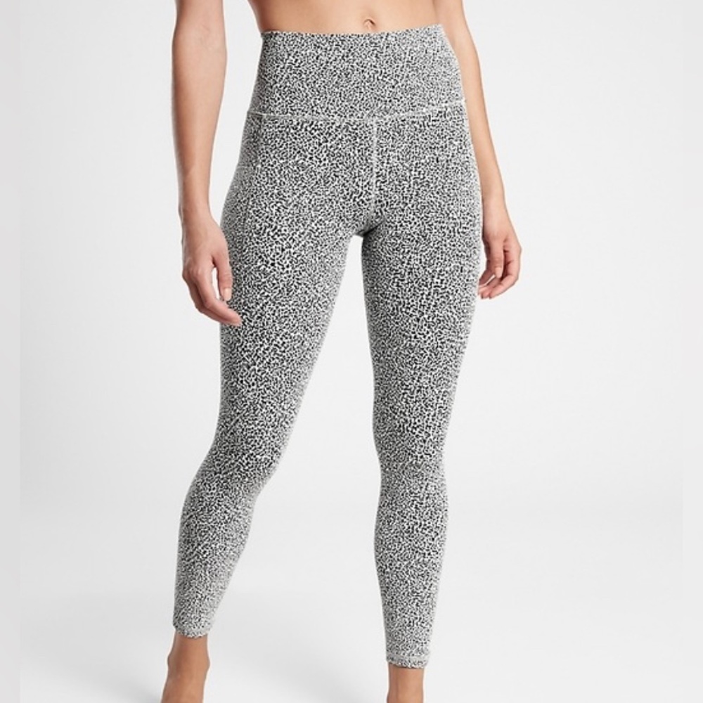 Athleta Leopard Elation Ultra High Rise Legging Size XS
